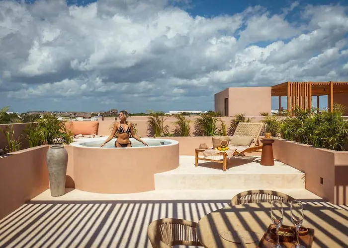 Aldea Zama Luxury Penthouse - Private Rooftop Pool & Parking * Tulum