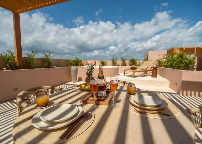 Aldea Zama Luxury Penthouse - Private Rooftop Pool & Parking *